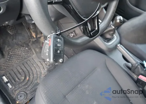 2015 Volkswagen Jetta 2.0L S z USA, uszkodzony, nr VIN 3VW1K7AJ0FM262036